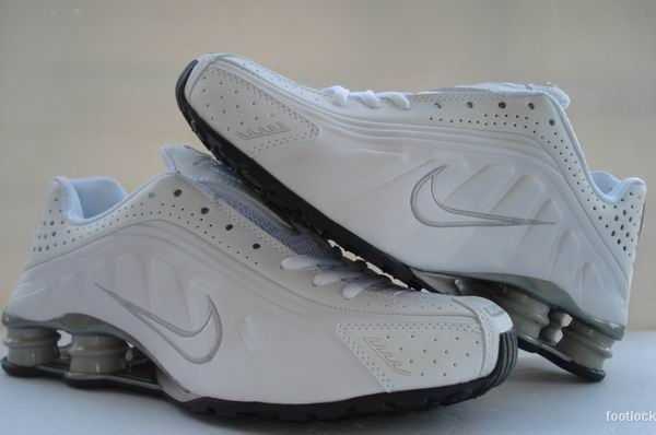 Nike Shox R4 Chaussures Discount Paris Nike Shox 2011 Us9.5,eur43,uk8.5